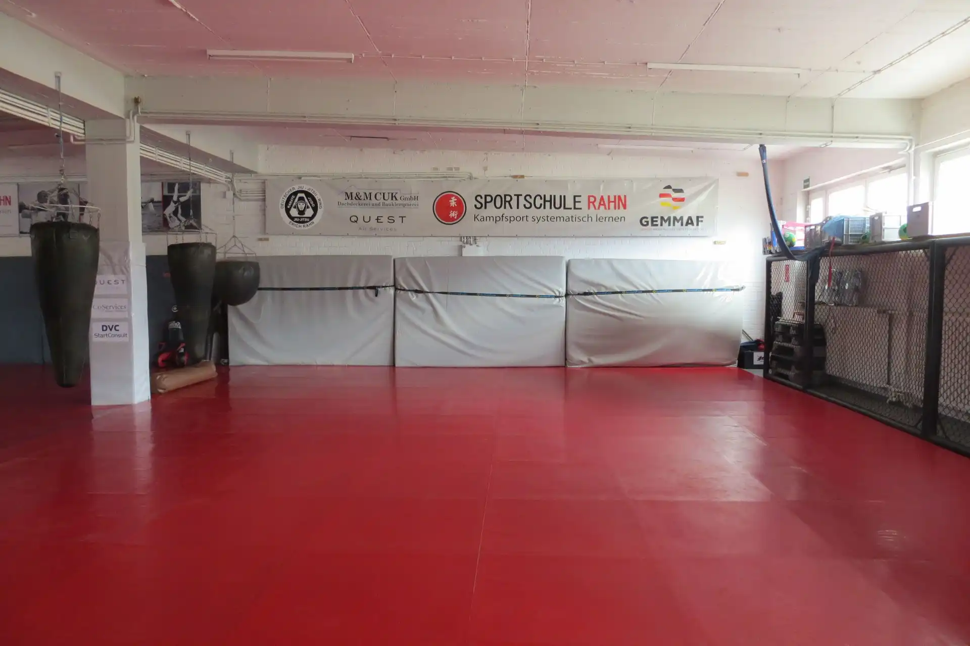 Sportschule Rahn Hallenfläche 1 - Räumlichkeit 1