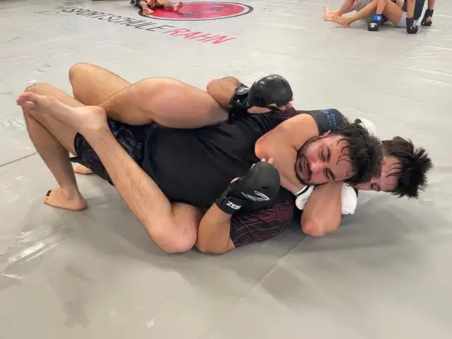 Mixed Martial Arts (MMA) - Galeriebild 9 von 12: Training und Techniken