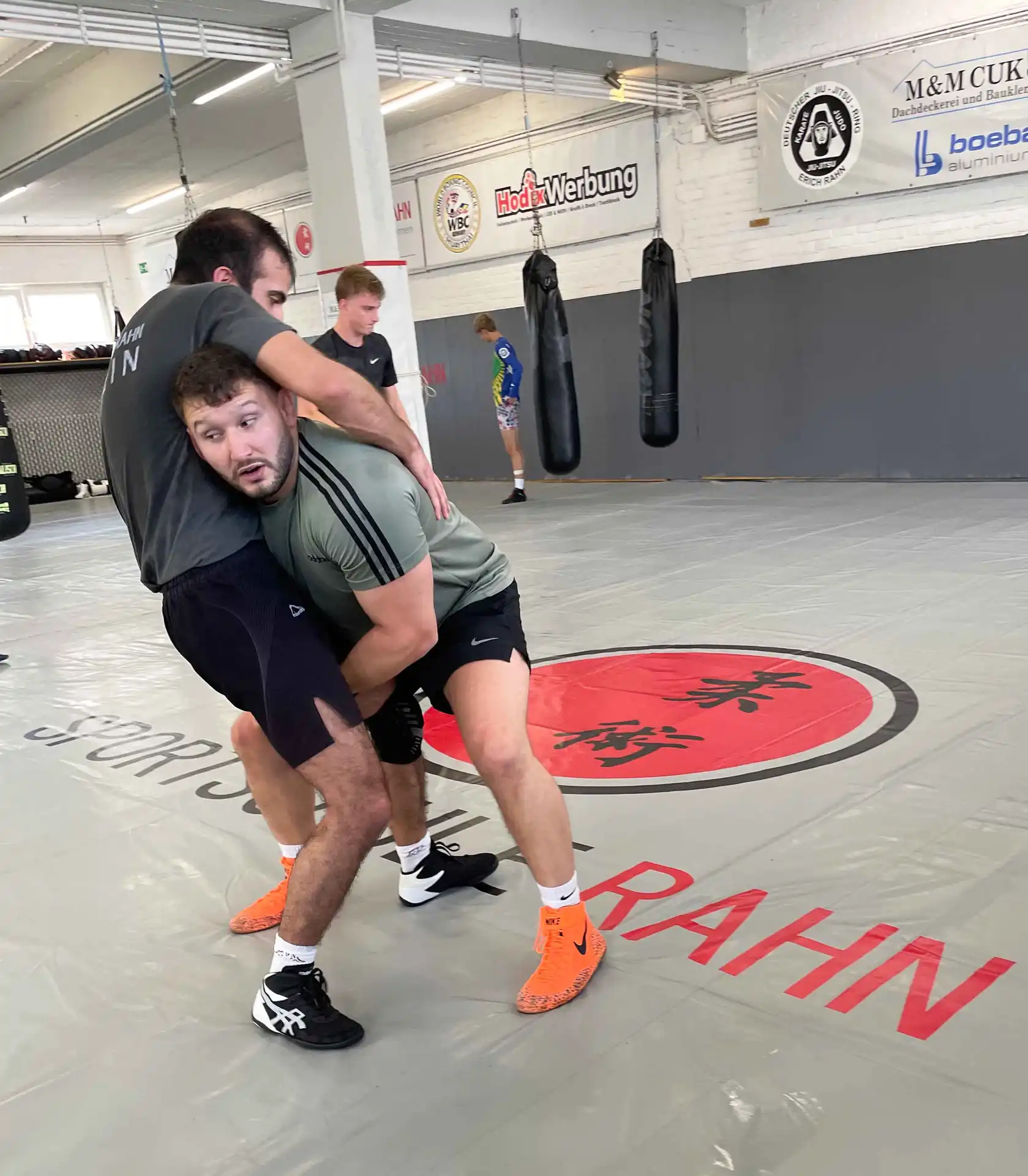 Ringen - Galeriebild 3 von 7: Training und Techniken