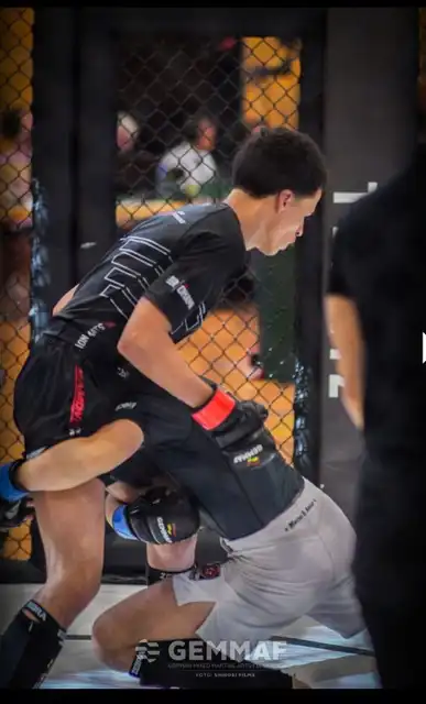 Ringen - Galeriebild 8 von 9: Training und Techniken